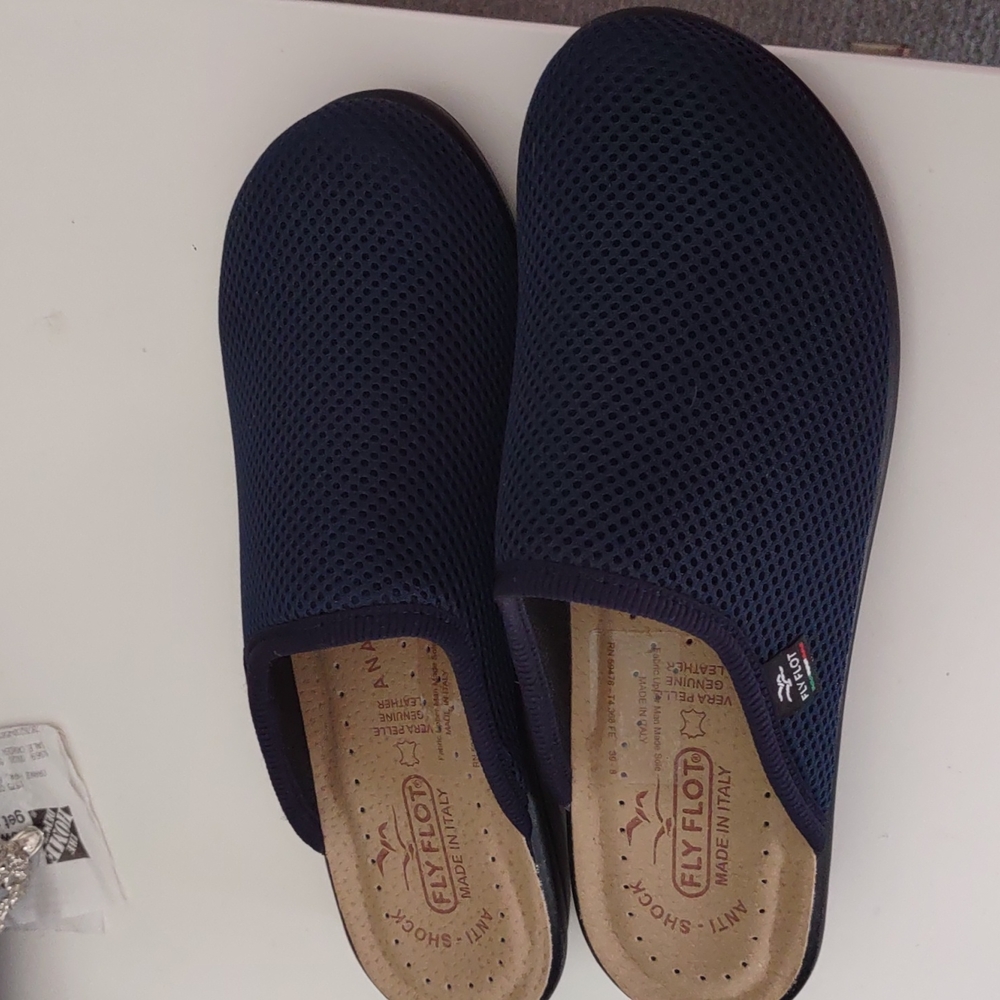 Flyflot slip on clog